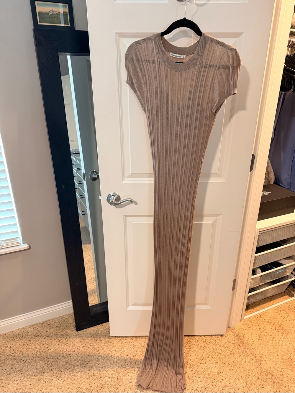 Abercrombie & Fitch Ribbed Taupe Maxi Sweater Dress